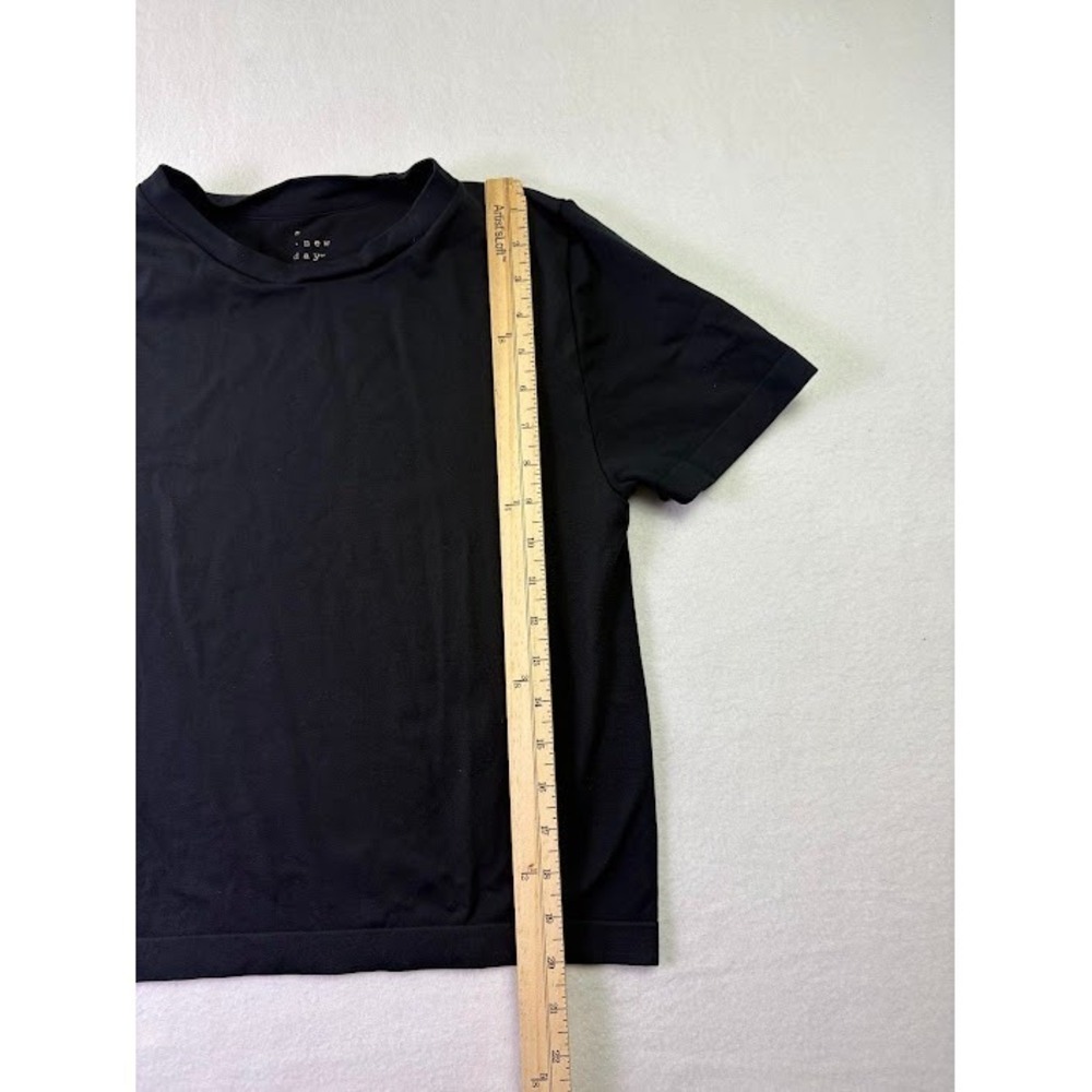 A New‎ Day Women's Athletic Top Black Size XL Short Sleeve Nylon/Spandex - Picture 3 of 6